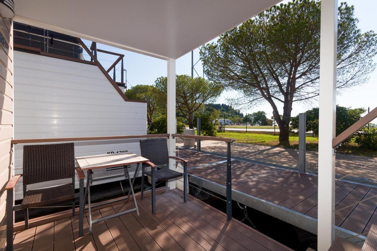 Bamboo Floating House Portoroz Apartman Kültér fotó