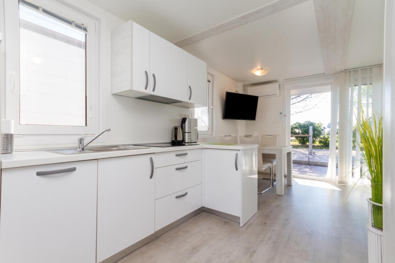 Bamboo Floating House Portoroz Apartman Kültér fotó