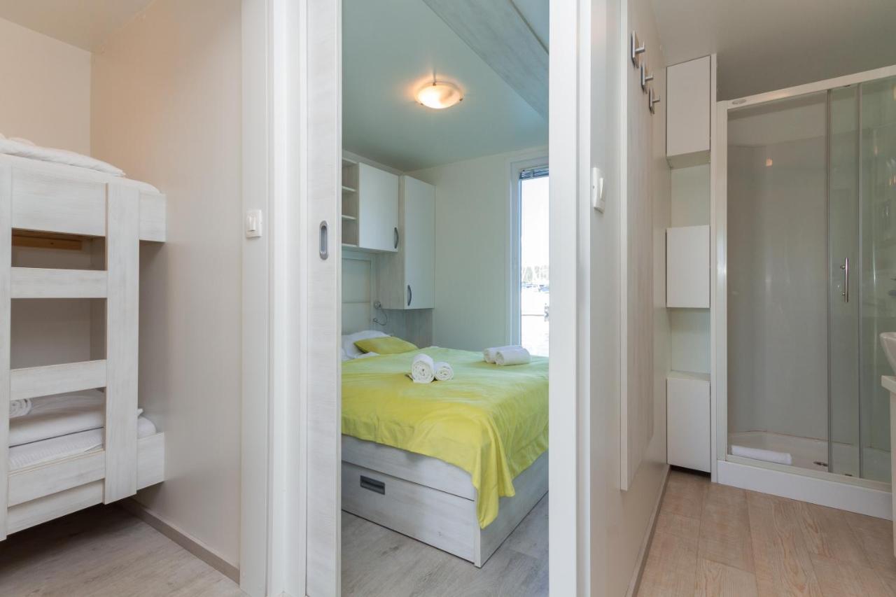 Bamboo Floating House Portoroz Apartman Kültér fotó