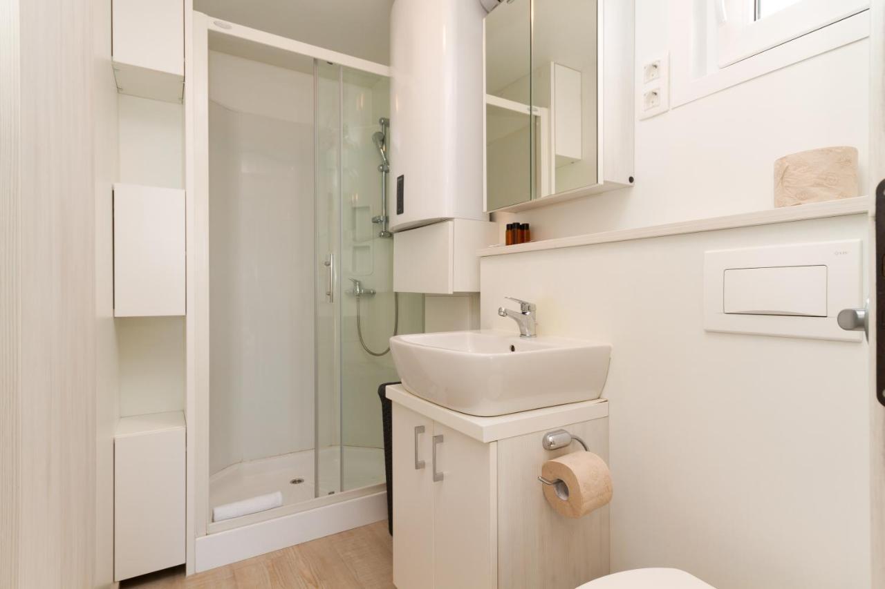 Bamboo Floating House Portoroz Apartman Kültér fotó