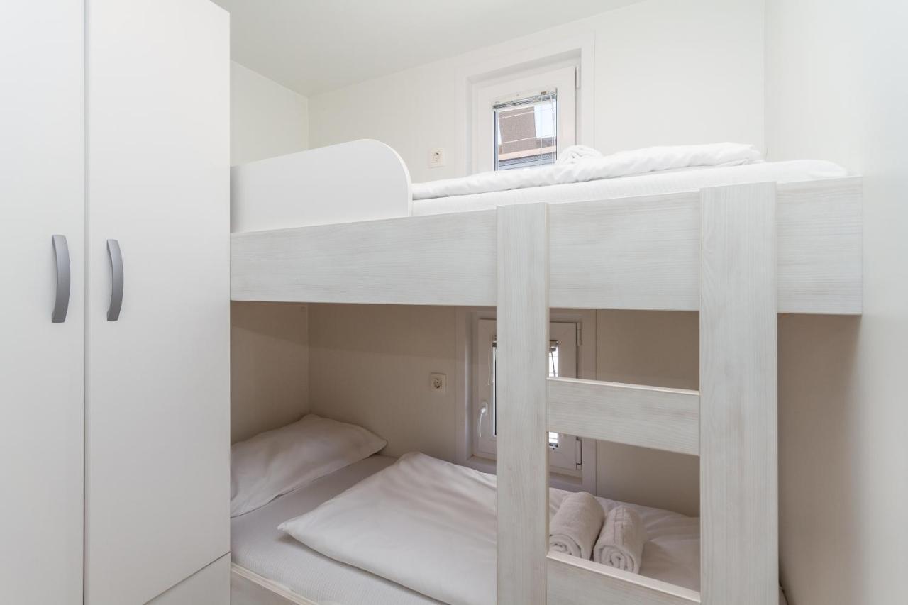 Bamboo Floating House Portoroz Apartman Kültér fotó